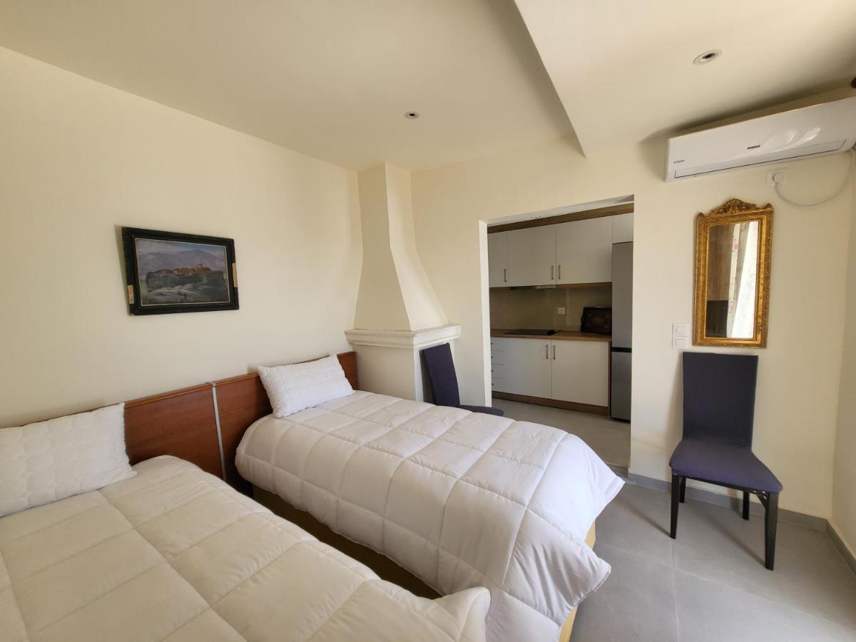 Blue Heaven Apartment Sarandë エクステリア 写真