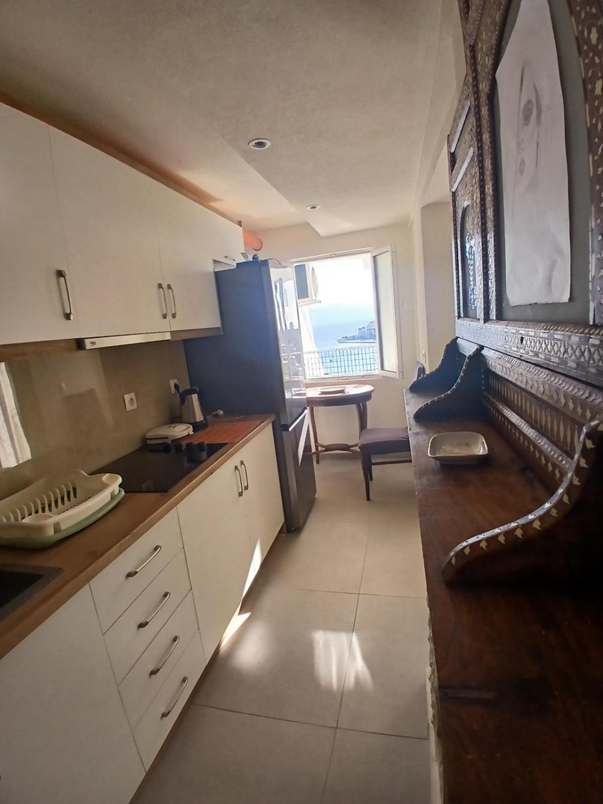 Blue Heaven Apartment Sarandë エクステリア 写真